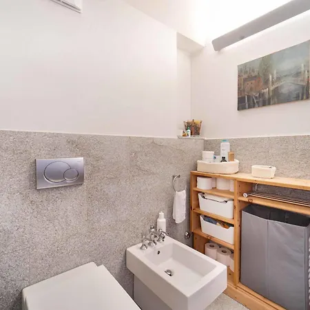 Apartment Chic Wellness And Balcony *