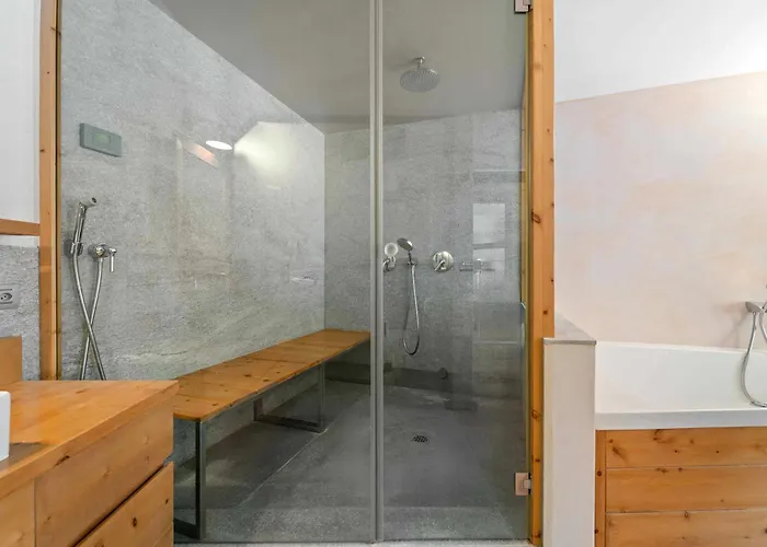 Chic Wellness And Balcony Apartamento