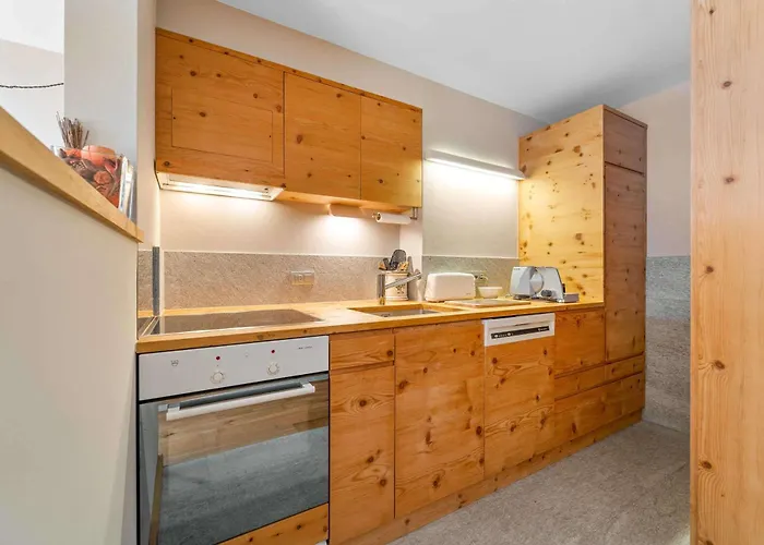 Chic Wellness And Balcony Maloja